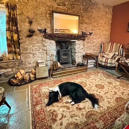 Nyaraló Wingrove - Sleeps 8 *