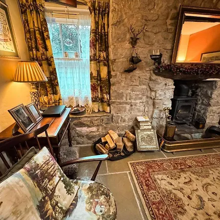 Wingrove - Sleeps 8 Morland