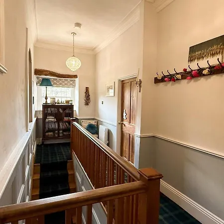 Wingrove - Sleeps 8 펜션 Morland