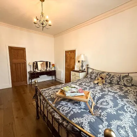 펜션 Wingrove - Sleeps 8 Morland